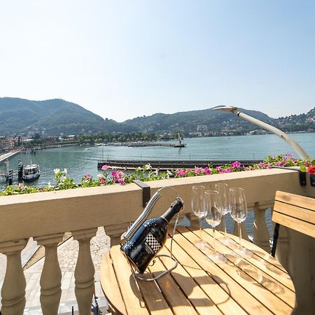 Appartamento Esclusivo Fronte Lago, In Centro A Como Con Garage Екстериор снимка